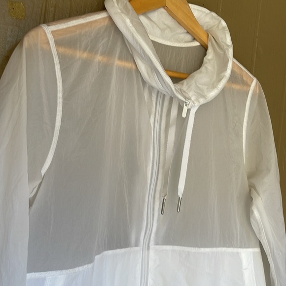 Lululemon translu anorak jacket - Picture 5 of 9